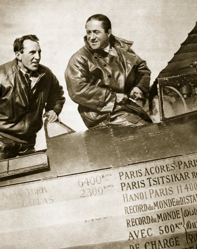 Eşsiz başarının havacıları (fotogravür) by French Photographer